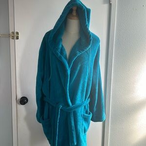 Xhilaration sleepwear blue robe
